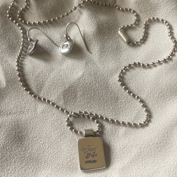 Sterling silver necklace and earring set. - Picture 3 of 3